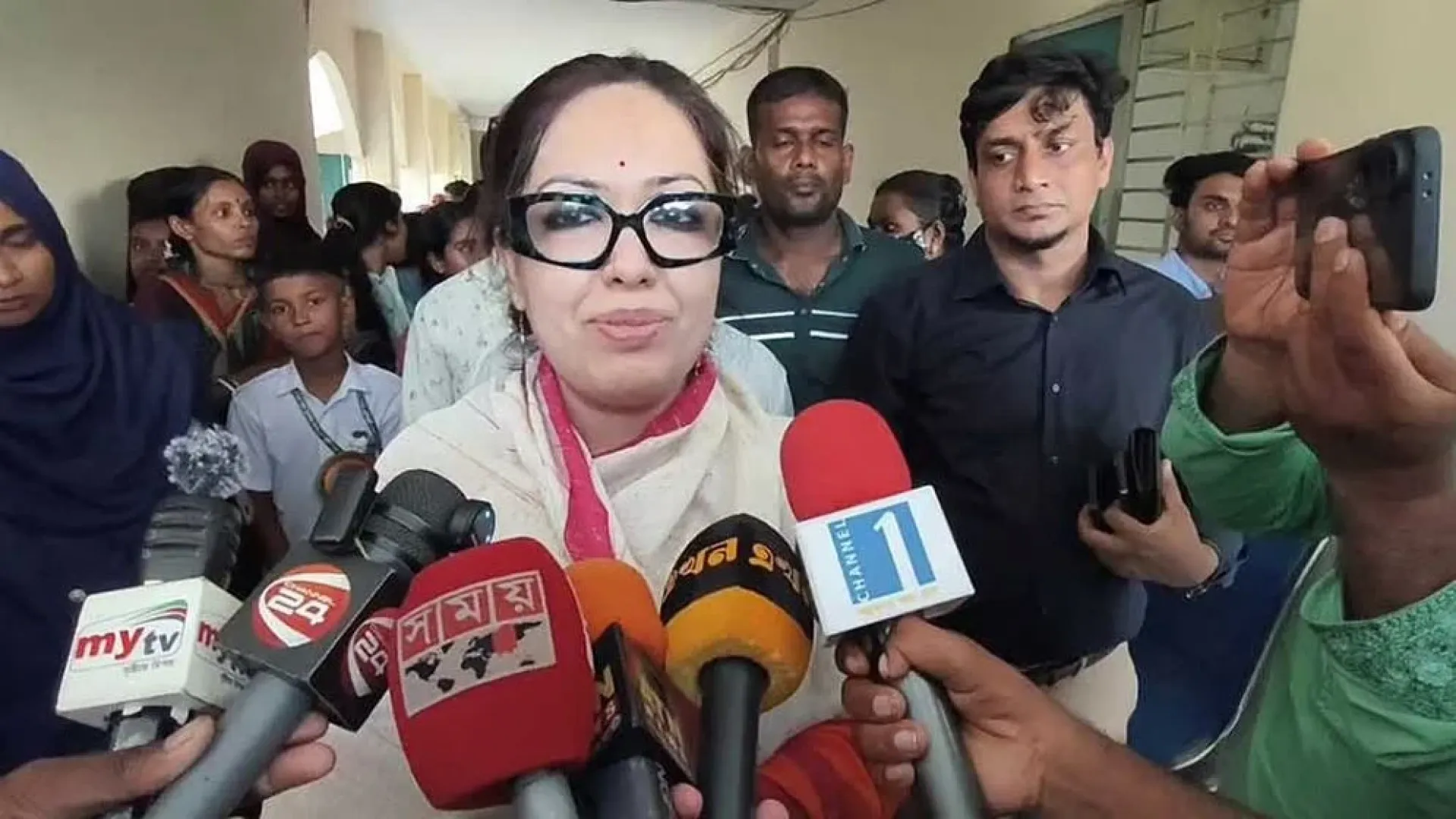 শেখ হাসিনার দেশে ফেরা নিয়ে যা বললেন রুমিন ফারহানা
